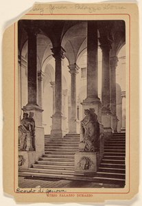 Atrio Palazzo Durazzo [en Génova, Italia]. de Unknown artist