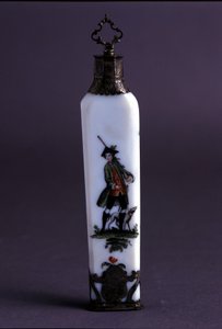 Botella para perfumes de cerámica del siglo XVIII.