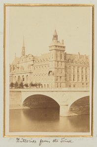 Tuilleries desde el Sena