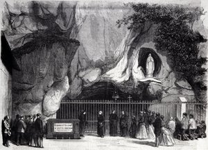 Vista de la cueva de Lourdes en los Altos Pirineos donde la Virgen se apareció a Bernadette Soubirous (1844-1879) en 1858, lugar de peregrinación actual. Grabado del siglo XIX de Unknown artist
