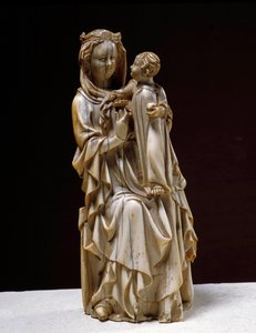 Virgen y Niño. Escultura de marfil del siglo XIV de Unknown artist
