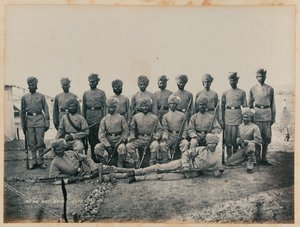 Sepoys de la 28ª Infantería Nativa de Bombay de Unknown photographer