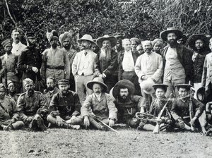 Auguste Pavie (1847-1925), explorador bretón y la misión franco-inglesa del Alto Mekong en 1895 de Unknown photographer