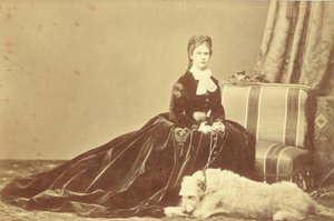 Isabel, emperatriz de Austria y reina consorte de Hungría (24 de diciembre de 1837 - 10 de septiembre de 1898) (foto) de Unknown photographer