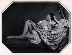 Mujer desnuda acostada alrededor de 1859. Fotografía anónima de Unknown photographer