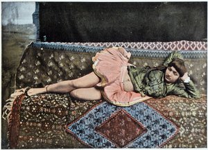 Persa en un harén de Teherán - fotografía, finales del siglo XIX de Unknown photographer