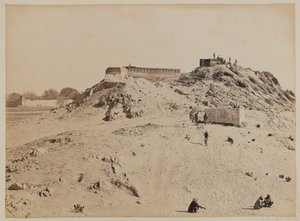 Colina de Piper y Casa de Piquete, Jellalabad, circa 1879 de Unknown
