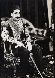 Retrato de Abdulhamid II (1842-1918), Sultán del Imperio Otomano (foto en b/n) de Unknown photographer