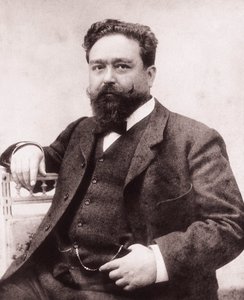 Retrato de Isaac Albéniz, pianista y compositor español. Fotografía, 1886. Fundación Albéniz, Madrid. de Unknown photographer