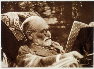Retrato de Sigmund Freud leyendo - en "Vu" del 20/07/1932