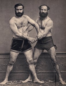 Retrato de los hermanos de Marsella en luchador. Fotografía, finales del siglo XIX, París. Colección Selva.