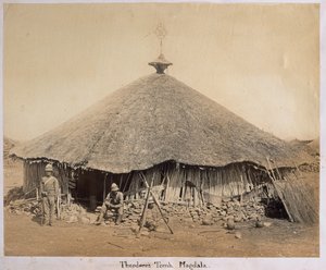 La Tumba de Theodore, Magdala, Abisinia de Unknown photographer