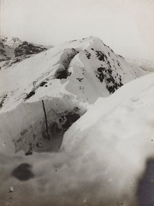 Primera Guerra Mundial: paisaje de montaña de Unknown photographer
