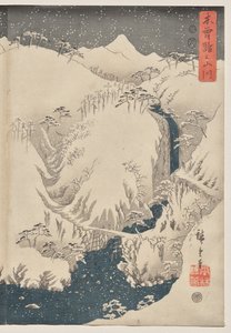 Montaña y río en el camino de Kiso