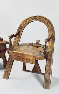 Silla tallada trompe l