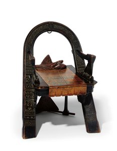 Silla tallada trompe l
