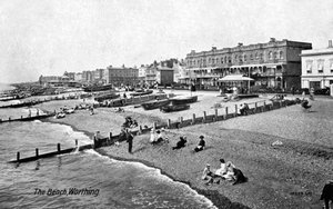 La playa en Worthing, West Sussex, 1917 de Valentine and Sons Publishing Co