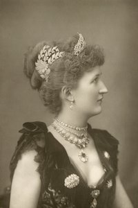 Lady Carew , cortesana de W. and D. Downey