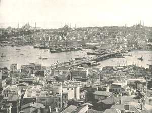 El puente de Gálata sobre el Cuerno de Oro, Constantinopla, Imperio Otomano