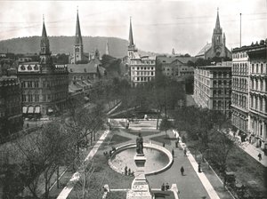 Plaza Victoria, Montreal, Canadá, 1895 de W and S Ltd