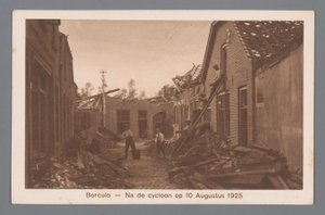Borculo -- Después del ciclón del 10 de agosto de 1925 de Weenenk and Snel
