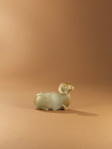 Olla de agua en forma de carnero (jade celadón) de Western Han Dynasty Chinese School