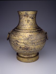 Vasija de almacenamiento (Hu o Zhong) con dragones entrelazados y nubes estilizadas de Western Han Dynasty Chinese School