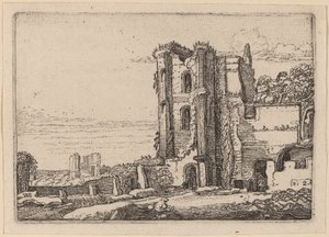Torre en ruinas a la derecha del centro