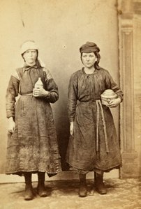 Trabajadores de la fábrica de hierro de Tredegar, Gales de William Clayton