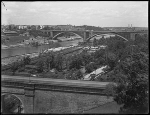 El Puente de Washington, High Bridge y Washington Heights vistos desde el Bronx, 19 de julio de 1914 de William Davis Hassler