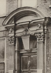 Puerta, Great St Helens, Londres (foto en b/n) de William Galsworthy Davie
