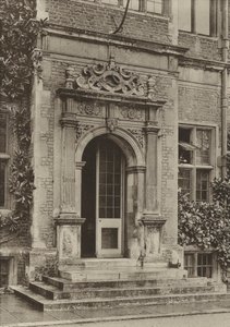 Puerta, En el Patio, Hatfield House de William Galsworthy Davie