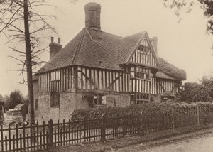 Yew-Tree Farm, cerca de Beckley y Northiam, Sussex (foto en blanco y negro) de William Galsworthy Davie