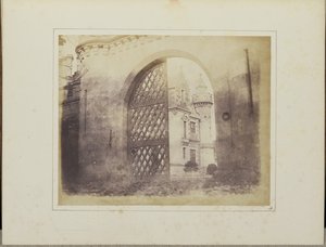 Puerta de entrada, Abbotsford