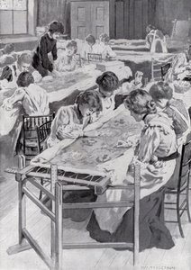 Estudiantes de la Real Escuela de Arte de Bordado bordando la túnica de coronación del Rey