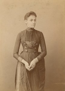 Tarjeta de Gabinete de una Mujer, 1885-1892
