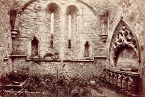 Abadía de Dungiven, condado de Derry