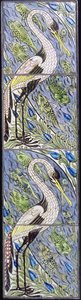 Cuatro azulejos que representan aves pescadoras