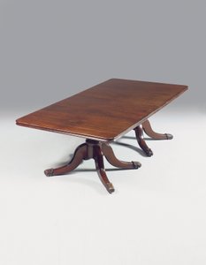 Mesa de comedor de dos pedestales gemelos Regency irlandesa de Williams and Gibton (attr. to) Mack
