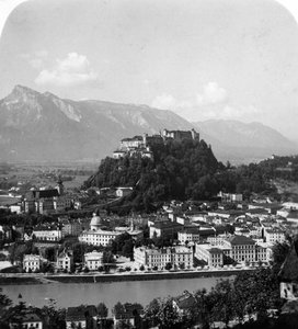 El Kapuzinerberg, Salzburgo, Austria, c1900 de Wurthle and Sons