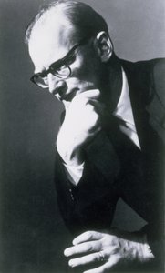 Arthur C. Clarke, autor británico de ciencia ficción e inventor de Frederick (attr. to) Barnard