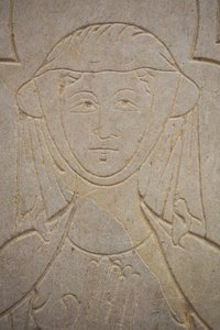 Borgoña, Lancharre, comuna de Chapaize 71460. En la iglesia de Notre Dame, Isabelle de Vauvry de . .