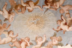 Paloma del Espíritu Santo. Fresco. La Basílica della Santissima Annunziata del Vastato. Génova. Italia.