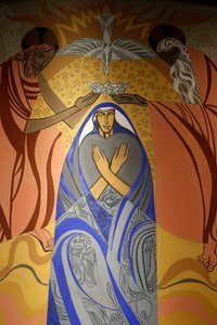 Fresco en la iglesia de Saint James, Montrouge, Francia. Coronación de la Virgen María