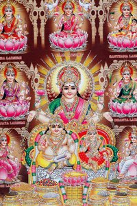 Lakshmi, la esposa de Vishnu, es la diosa de la prosperidad, la buena fortuna y la belleza de . .