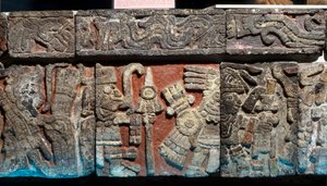 Bajo relieve en un banco en el Templo Mayor, período Postclásico Tardío, c.1500
