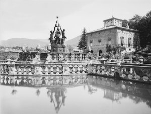 Fuente principal en la Villa Lante en Bagnaia en las afueras de Viterbo de Henry Charles Fehr