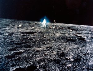 Vuelo espacial tripulado, EE.UU., Apollo 12 astronauta del Apollo 12 en la Luna de Ferdinand Georg Waldmuller