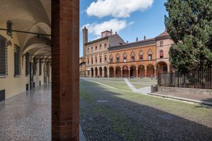 Piazza Santo Stefano, Bolonia, Italia