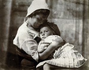 Retrato de una madre y su hija, c. 1900-1905 de Frederick (attr. to) Barnard